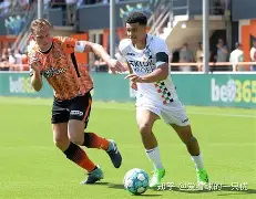 包含皇家马德里清晨强势反弹;志在荷甲名次提升;震撼外界;训练强度明显提升的词条 包含皇家马德里清晨强势反弹;志在荷甲名次提升;震撼外界;训练强度明显提升的词条